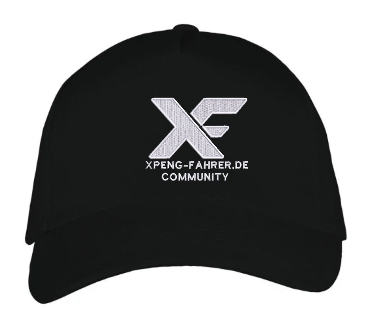 5 Panel Cap mit Xpeng-Fahrer Logo gestickt